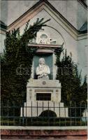 Rimaszombat, Rimavská Sobota; Ferenczy emlék. Ifj. Rábely Miklós kiadása / monument