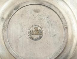 Ón dísztányér, Rembrandt képmásával, jelzett: WMF, kopott, d: 11cm