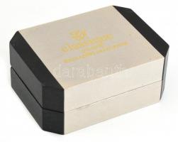 Clasique kvarc férfi és női karóra szett, eredeti dobozban, új állapotban