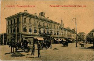 Marosvásárhely, Targu Mures; Takarékpénztár részv. társaság, tér, lovashintók, Budapesti férfi ruharaktár, Harmath Sándor, Bucher Lajos üzlete. W.L. (?) No. 32. / street, savings bank, horse chariots, shops