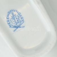 Herendi porcelán Viktória mintás leveles tálka, kézzel festett, jelzett, kis kopásnyomokkal, 14,5×8 ...