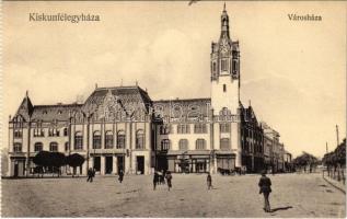 Kiskunfélegyháza, Városháza. Vesszősi József kiadása (képeslapfüzetből / from postcard booklet)