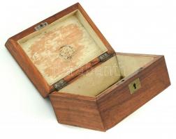 Régi doboz, fa, kőberakással. Kopott, 12x8x6cm