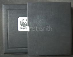 Újszerű gyűrűs album, 16db albumlappal, 32 férőhellyel, érmés borítékokhoz, tokkal