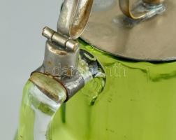 Boroskancsó, buborékzárványos zöld, fújt, waldglass, gém fedővel, rajta MS főnemesi koronás monogram...