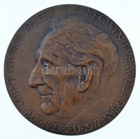 Lapis András (1942- ) 1977. Szent-Györgyi Albert negyven éve Nobel-díjas - 1937 Szeged 1977 kétoldalas, öntött bronz plakett a hátoldalon a Citromsav (Szent-Györgyi-Krebs) - ciklus ábrájával (122mm) T:1-