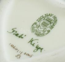 Zsolnay Főnix mintás szív alakú bonbonniere, kézzel festett, jelzett, hibátlan, 7x6x4,5 cm