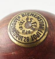 1870 Békés vármegye levéltárnoka címeres gumibélyegző fa nyéllel. Bienenstok Lipót réz plakettel jel...