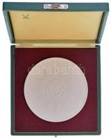 Német Demokratikus Köztársaság ~1970-1980. "Für den Schutz der Arbeiter - und - Bauern - Macht ...