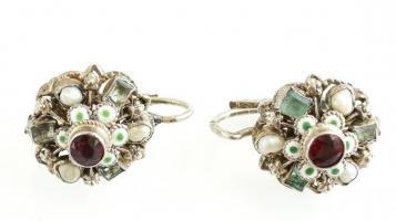 Ezüst (Ag) gyűrű többféle kővel (egyik sérült) m:51 + fülbevaló pár. össz br: 14,1 g,