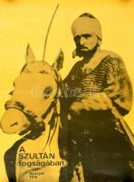 Vegyes plakát tétel, közte filmplakátok (Ordasok között, Lány a szabadcsapatban, Ki van a tojásban?,...