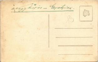 Nagykőrös, Export piac, Temetkezési vállalat, Hercz Hermann és Singer Mór üzlete. photo (felszíni sé...