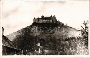 Krasznahorkaváralja, Krásnohorské Podhradie; vár / Hrad Krásna Horka / castle