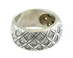 Ezüst(Ag) négyzetes gyűrű kövekkel, jelzés nélkül, méret: 53, bruttó: 9,95 g