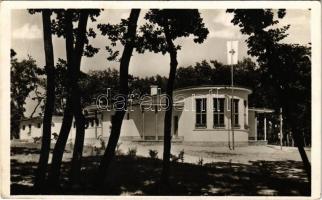 1942 Sopron, Magyar Ifjúsági Vöröskereszt Dr. Vitéz Simon Elemér üdülőháza. Foto Diebold