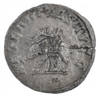 Római Birodalom / Róma / I. Philippus 244-249. Antoninianus Ag (3,14g) T:2-
Roman Empire / Rome / P...
