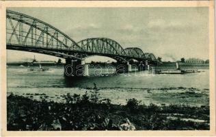 Komárom, Komárno; Velky dunajsky most / Grosse Donaubrücke / Nagy Duna híd / Danube bridge