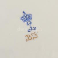 Ludwigsburgi virágmintás asztali kínálótál, jelzett, részben kézzel festett, kis kopásnyomokkal, d: ...