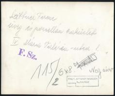 cca 1940 Szittner Ferenc üveg és porcelán szaküzlet, Budapest IV. Mária Valéria u. 1. reklámfotója (...