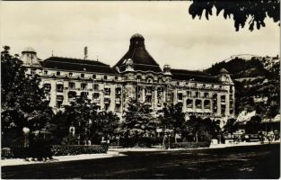 Budapest XI. Gellért tér és szálloda, villamosok, Citadella