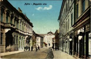 Nyitra, Nitra; Megyeház utca, üzletek / street view, shops (EK)