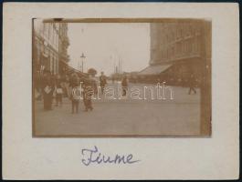 cca 1910 Fiume, utcakép, kartonra ragasztott, feliratozott fotó, 6×9 cm / Rijeka