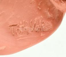 Tóth Valéria (1943- ): Lány koszorúval. Jelzett, hibátlan, m: 33 cm