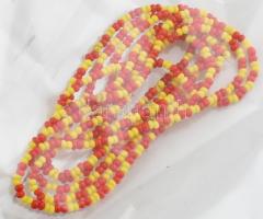 Óriás bizsu tétel: 138 db karkötő és 54 db nyaklánc, egyenként zacskózva, eladásra