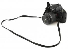 Canon Ultrasonic kamera Canon EF 28-80 mm 1: 3,5-5,6 objektívvel.