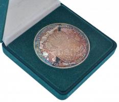 2005. "Szent-Györgyi Albert Orvostudományi Egyetem - Szeged - MDCCCLXXII / 45 éves orvostalálko...