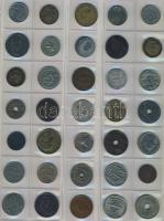 611db világpénz, igen sok tengerentúllal, régi és új, jobbakkal, benne ezüstök, albumlapokon T:vegye...