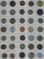 611db világpénz, igen sok tengerentúllal, régi és új, jobbakkal, benne ezüstök, albumlapokon T:vegye...