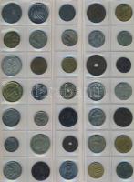 611db világpénz, igen sok tengerentúllal, régi és új, jobbakkal, benne ezüstök, albumlapokon T:vegye...