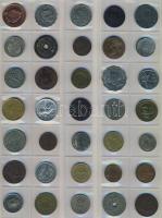 611db világpénz, igen sok tengerentúllal, régi és új, jobbakkal, benne ezüstök, albumlapokon T:vegye...