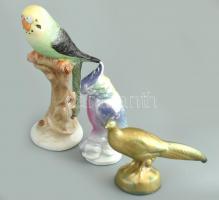 Vegyes porcelán tétel. 1 db Iparművészeti papagáj, kopott, ragasztott jelzett m: 17cm, 1 db papagáj ...