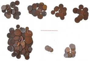 Kisebb fémdoboznyi érme tétel az 1800-as évek végéről, 1900-as évek elejéről, főleg német, olasz, orosz, francia és osztrák érmék T:vegyes
