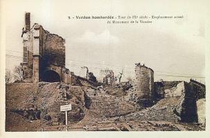 A lebombázott Verdun képeslapfüzet 20 lappal/ the destroyed Verdun with 20 cards