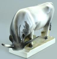 Zsolnay bika, kézzel festett, jelzett, (tervező:Sinkó András), hibátlan, m:15 cm, h:31 cm