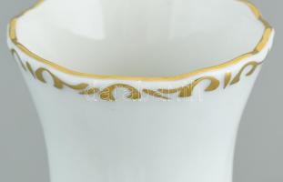 Zsolnay Pompadour mintás váza és tálka, kézzel festett, jelzett, apró kopásnyomokkal, m:18 cm, d: 12...