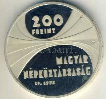 1975. 200Ft Ag "Felszabadulás" T:PP Csak 10.000db!