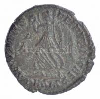 Római Birodalom / Siscia / Valens 367-367. AE3 Br (2,32g) T:2 patina Roman Empire / Siscia / Valens ...