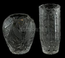 2 db gazdagon csiszolt ólomkristály váza, kopott, m: 13 és 16 cm