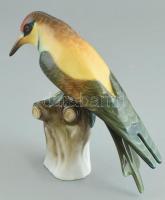 Herendi porcelán harkály madár figura, fakopáncs, kézzel festett porcelán, jelzett, egészen apró kopásnyommal, m: 15 cm