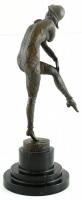 DH Chiparus jelzéssel: Táncos. Öntött, patinázott bronz, márvány talpon. m: 35 cm