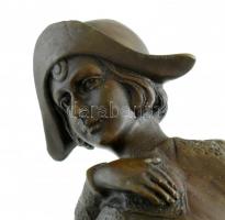 DH Chiparus jelzéssel: Táncos. Öntött, patinázott bronz, márvány talpon. m: 35 cm