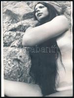 cca 1972 Hajas baba, vintage fotó, 24x18 cm