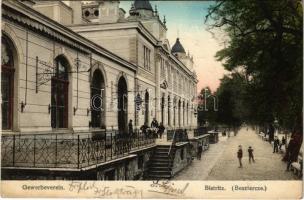 1911 Beszterce, Bistritz, Bistrita; Gewerbeverein / Iparegyesület háza. Stolzenberg F. kiadása / House of Craftsmen Association (kis szakadás / small tear)