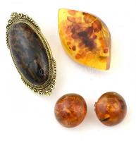 Ékszeres doboz, ládika, kulccsal, benne borostyán szett, bizsu nyaklánc. 14x11x12 cm