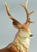 Szarvasok. Keletnémet porcelán figura. Kézzel festett, jelzett, kopásokkal m: 27 cm