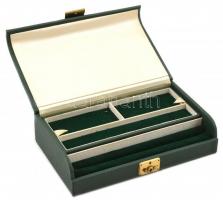 Vintage ékszeres doboz, belül bársonnyal bélelt, kis sérüléssel, kulcs nélkül. 25x15x6 cm